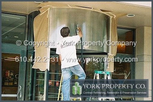 We are experts at oxidized anodized aluminum cladding green chemical cleaning, weathered anodized aluminum panel restoration, stained anodized aluminum building faade panel refinishing and faded anodized aluminum storefront window frame maintenance.